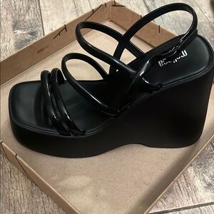 Melissa Women's Black Platform Sandals